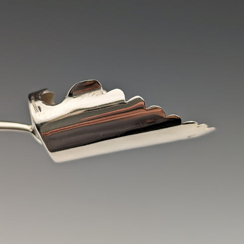 1911 British antique white mother-of-pearl handle sterling silver tea caddy spoon William Henry Leather